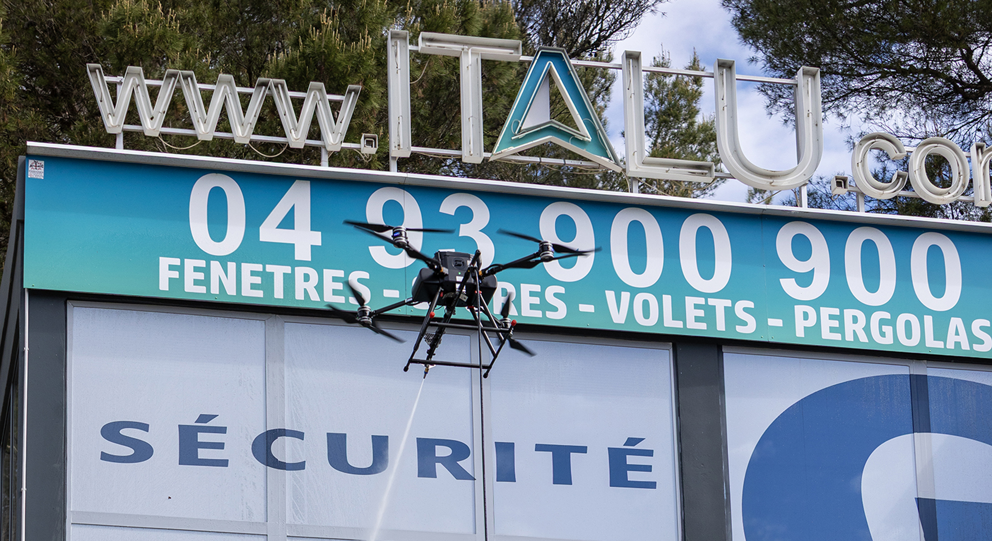 Bâtiment Italu avant nettoyage